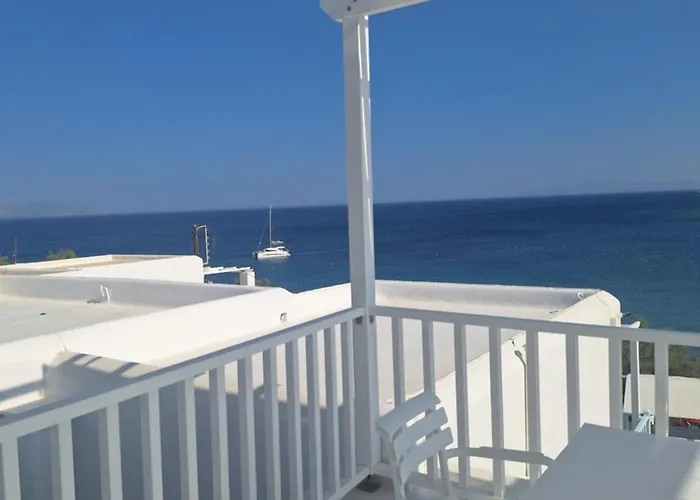 Paros Carmel Studio-apartment Logaras