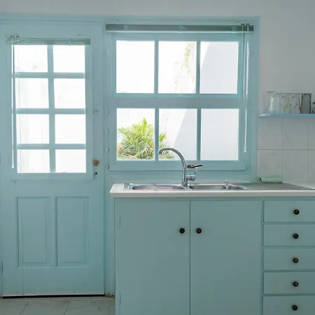 Daire Paros Carmel Studio-apartment Logaras