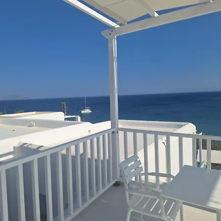 Paros Carmel Studio-apartment لوغاراس