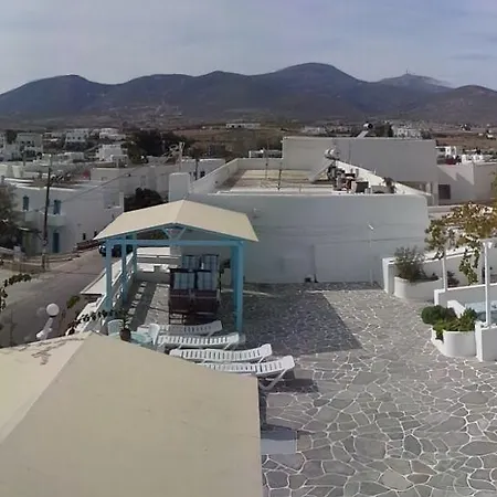 Paros Carmel Studio-apartment لوغاراس